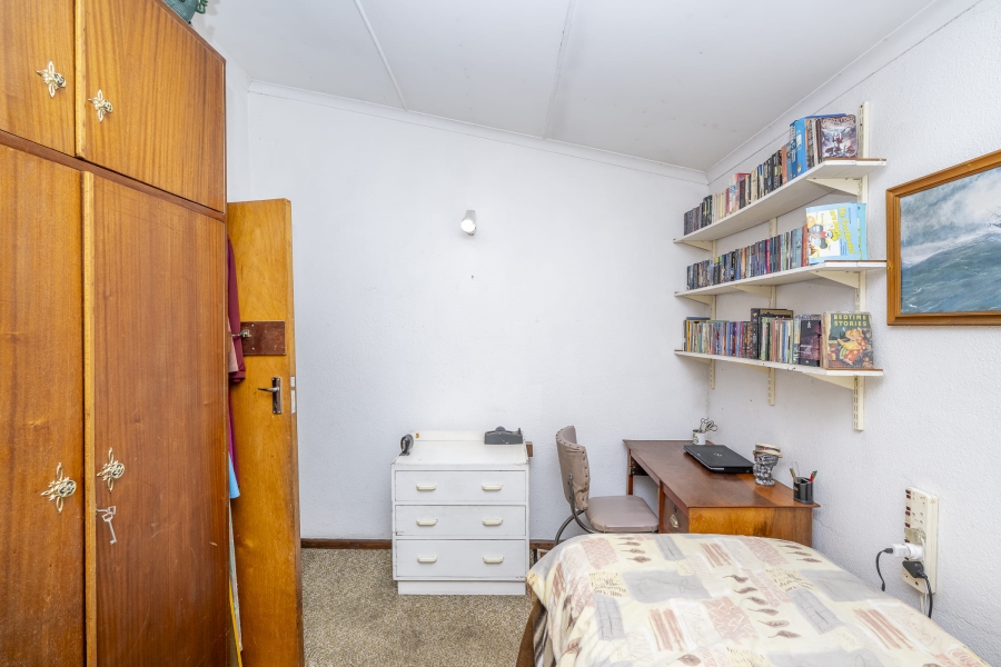 4 Bedroom Property for Sale in Oostersee Western Cape